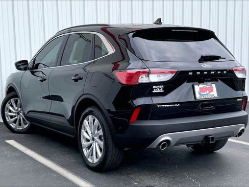 Used 2021 Ford Escape Titanium w/ Titanium Elite Package AWD/4WD image 10