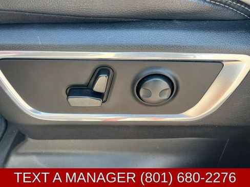 Used 2024 RAM 1500 Laramie AWD/4WD image 16