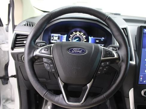 Used 2024 Ford Edge SEL w/ Cargo Accessory Package AWD/4WD image 35