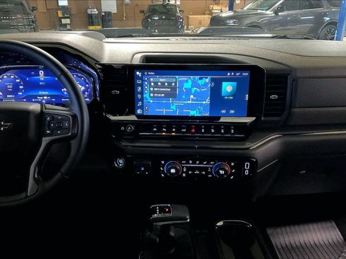 Used 2023 Chevrolet Silverado 1500 ZR2 w/ ZR2 Bison Edition image 6