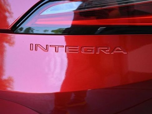 Used 2025 Acura Integra FWD image 11