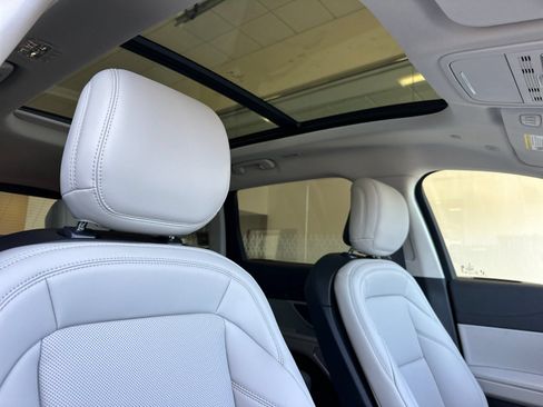 New 2026 Lincoln Nautilus Premier w/ Equipment Group 102A AWD/4WD image 16