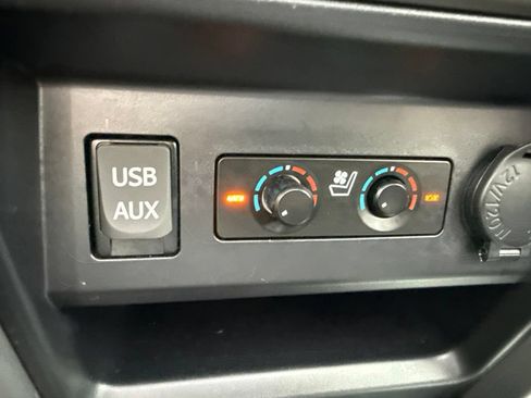 Used 2019 Toyota 4Runner Limited AWD/4WD image 26