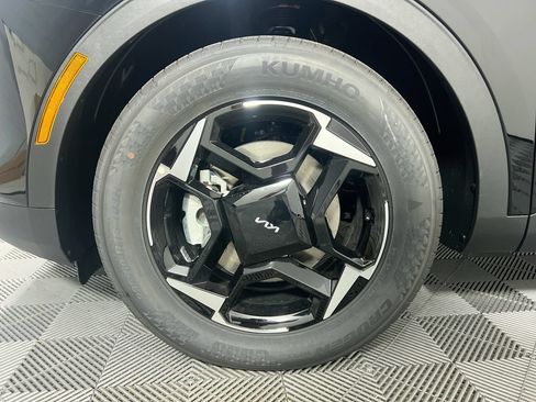 New 2026 Kia Sportage EX FWD image 13