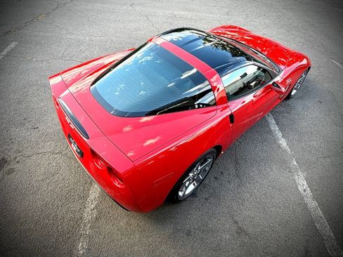 Used 2008 Chevrolet Corvette Coupe w/ Preferred Equipment Group RWD image 8