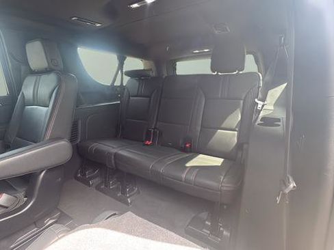 Used 2022 Chevrolet Suburban RST w/ Sport Performance Package AWD/4WD image 26