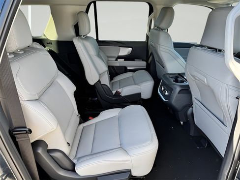 New 2025 Ford Expedition Max Active image 29