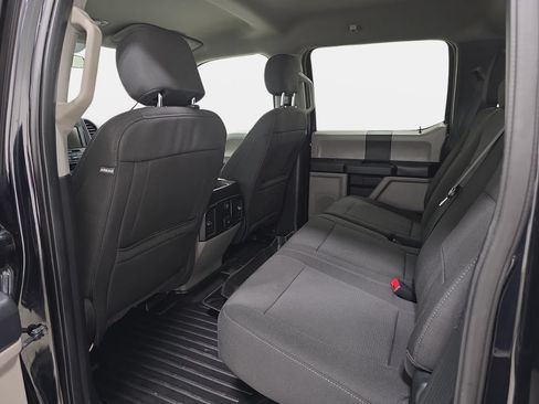 Used 2018 Ford F150 XL w/ Equipment Group 101A Mid AWD/4WD image 12