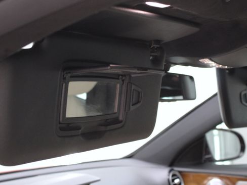 Used 2017 Mercedes-Benz E 300 image 69