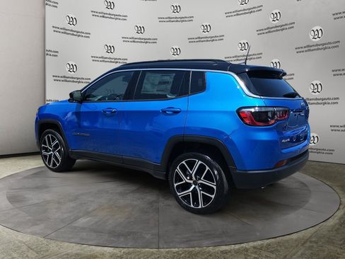 Used 2025 Jeep Compass Limited AWD/4WD image 3