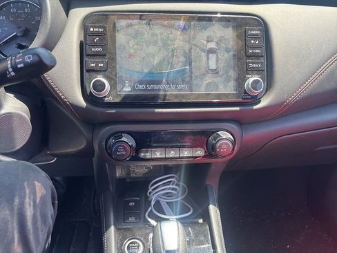 Used 2024 Nissan Kicks SR FWD image 5