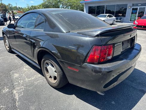 Used 1999 Ford Mustang Coupe image 5