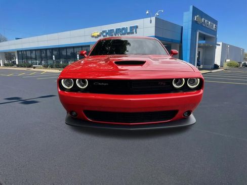 Used 2020 Dodge Challenger R/T Scat Pack RWD image 2