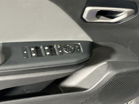 Used 2025 Kia K4 LXS image 15