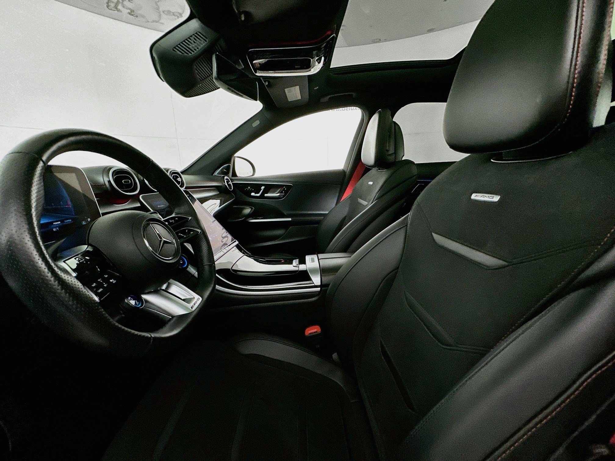 Used 2024 Mercedes-Benz C 43 AMG 4MATIC Sedan image 18