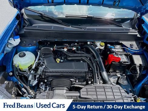Used 2025 Ford Maverick Lobo AWD/4WD image 39