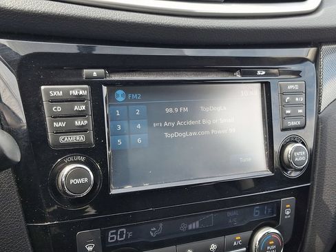 Used 2015 Nissan Rogue SL AWD/4WD image 17