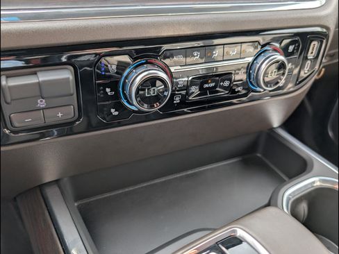 Used 2024 GMC Sierra 1500 SLT w/ SLT Premium Plus Package image 15