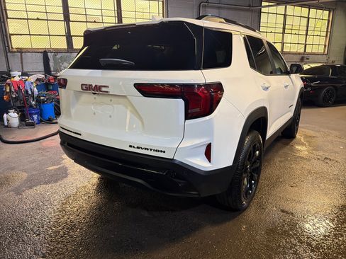 Used 2026 GMC Terrain Elevation w/ Elevation Premium Package AWD/4WD image 7