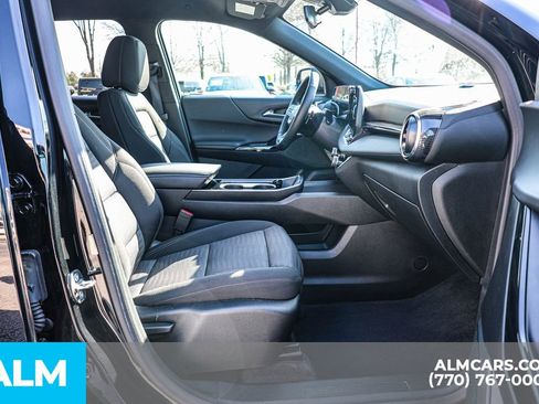 Used 2025 Chevrolet Equinox LT AWD/4WD image 22