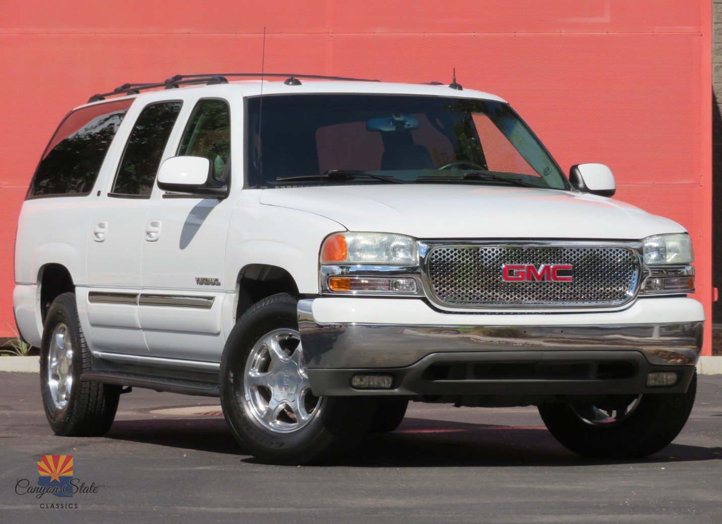 Used 2003 GMC Yukon XL SLT w/ 1SD Preferred Equipment Group AWD/4WD image 1