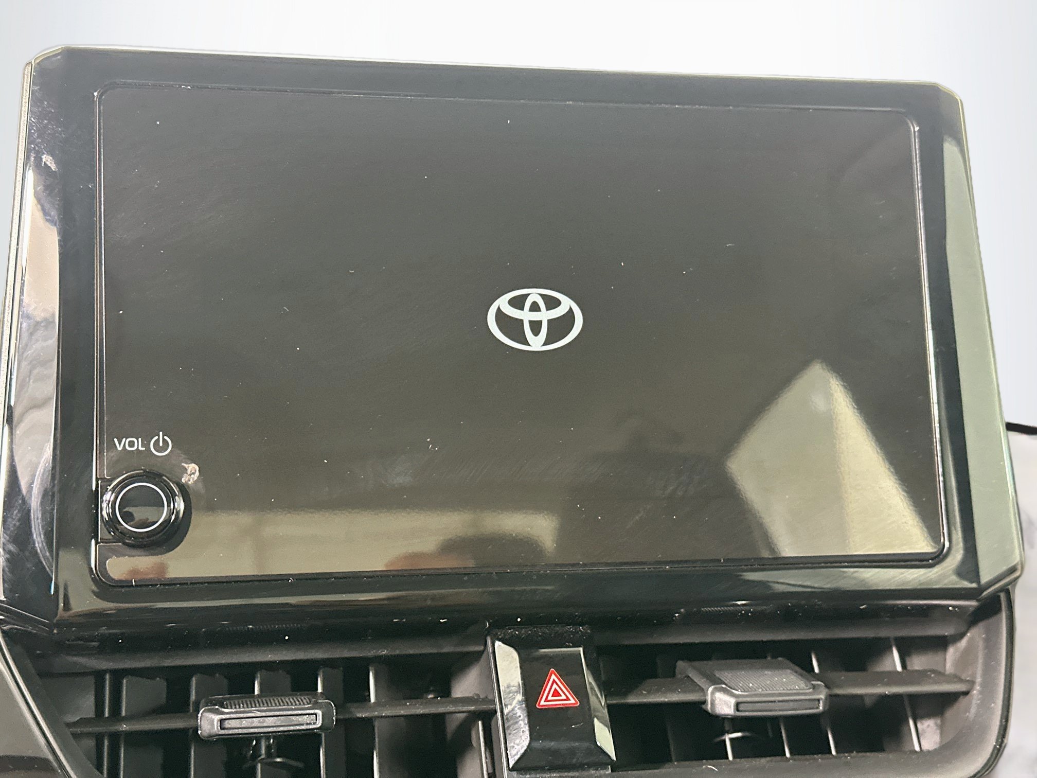 Used 2026 Toyota Corolla LE FWD image 19