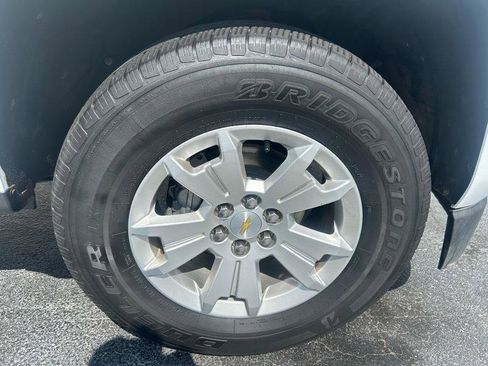 Used 2020 Chevrolet Colorado LT w/ Safety Package image 37