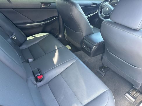 Used 2024 Lexus IS 300 w/ Comfort Package RWD image 7