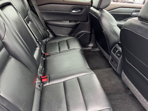 Used 2023 Nissan Rogue SL w/ SL Premium Package AWD/4WD image 13