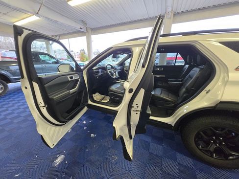 Used 2022 Ford Explorer Timberline w/ Timberline Technology Package image 25
