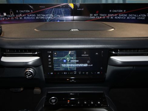 New 2026 Lincoln Navigator Reserve AWD/4WD image 13