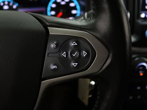 Used 2021 Chevrolet Colorado Z71 w/ Z71 Midnight Edition AWD/4WD image 18