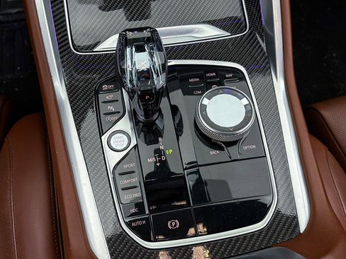 Used 2023 BMW X6 M50i w/ Executive Package image 30