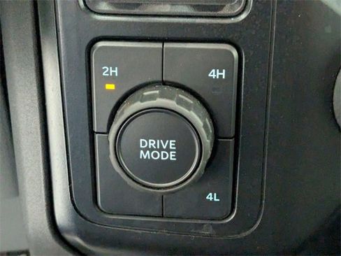 Used 2024 Ford F350 XLT image 24