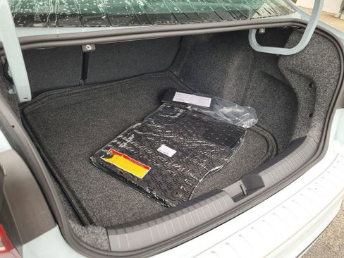 New 2026 Volkswagen Jetta SE image 13