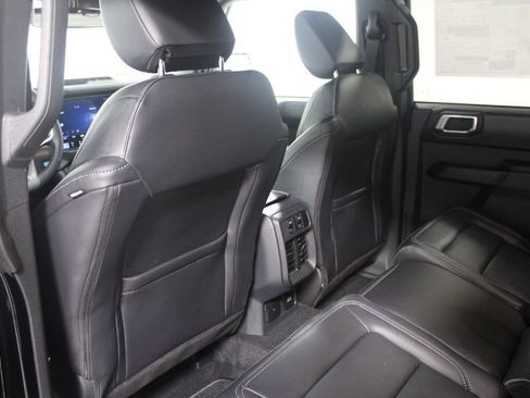 New 2025 Ford Bronco Outer Banks image 26
