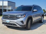 Used 2021 Volkswagen Atlas SE image 2