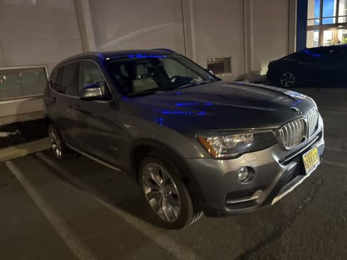 Used 2017 BMW X3 xDrive28i image 6