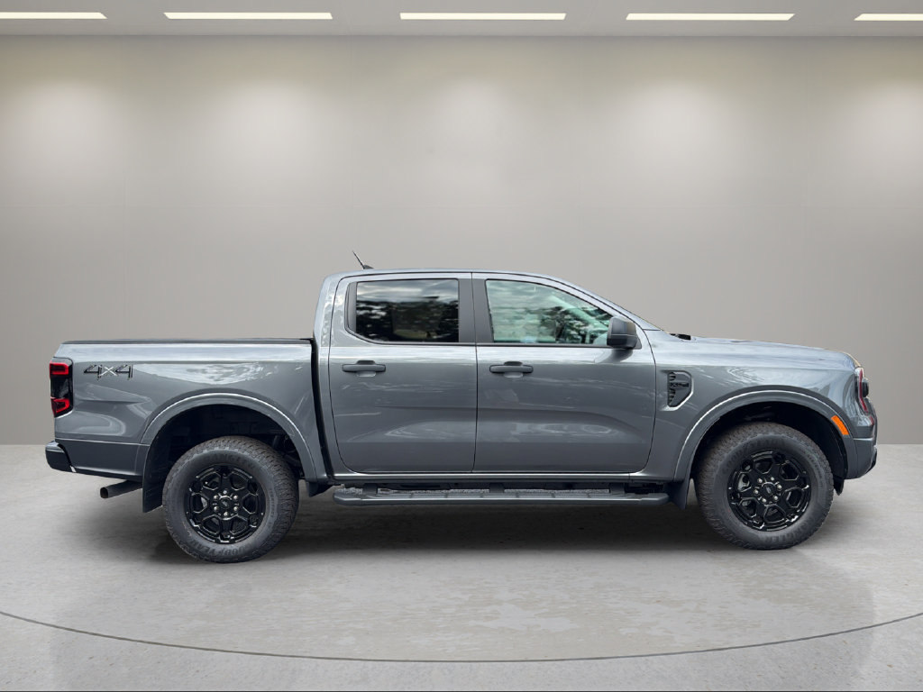 Used 2025 Ford Ranger XLT w/ Equipment Group 301A High AWD/4WD image 5