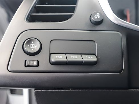 Used 2015 Chevrolet Corvette Z06 w/ 3LZ Preferred Equipment Group image 17