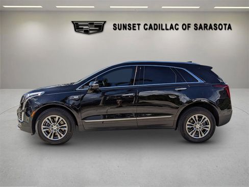 Certified 2022 Cadillac XT5 Premium Luxury w/ Technology Package image 7