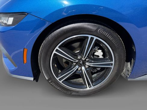 Used 2024 Ford Mustang EcoBoost image 9