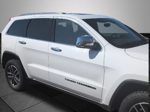 Used 2019 Jeep Grand Cherokee Limited AWD/4WD image 4