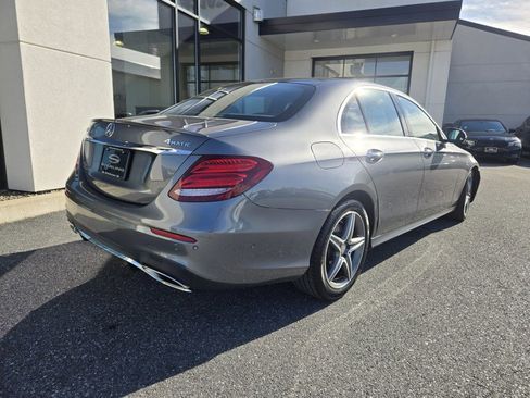 Used 2017 Mercedes-Benz E 300 4MATIC image 3