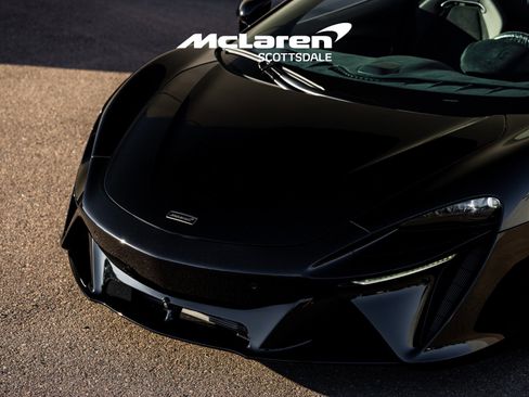 Used 2025 McLaren Artura Spider image 45