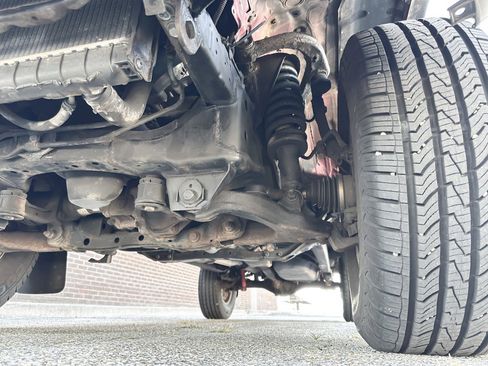 Used 2004 Toyota Tacoma 4x4 Xtracab w/ SR5 Pkg image 24