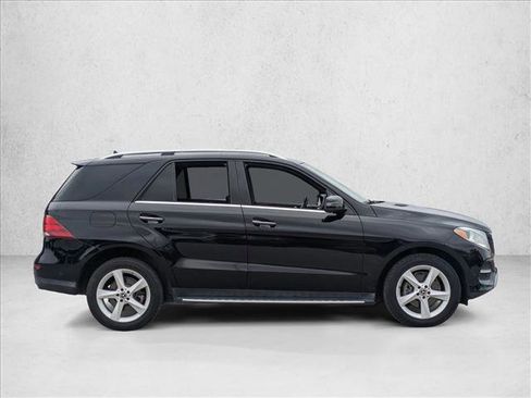 Used 2018 Mercedes-Benz GLE 350 image 4