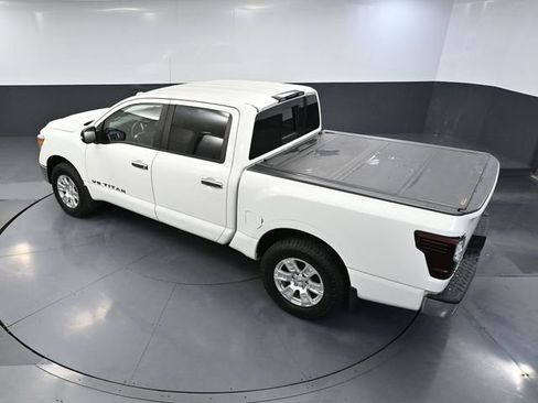 Used 2018 Nissan Titan SV AWD/4WD image 49