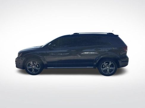 Used 2017 Dodge Journey Crossroad FWD image 8