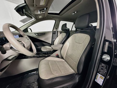 Used 2024 Kia Niro Wave FWD image 22